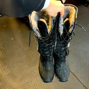 Ugg Adirondack Tall winter boots. Great condition. Black with grey. Size 7